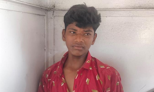 மயிலம் அருகே  கோவிலில்  திருடிய கொள்ளையன்  கைது