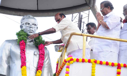 வ.சுப்பையா சிலைக்கு அமைச்சர் லட்சுமிநாராயணன் மாலை