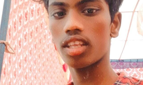 பெண்ணாடம் அருகே  ெரயிலில் அடிபட்டு இறந்த 10-ம் வகுப்பு மாணவர்