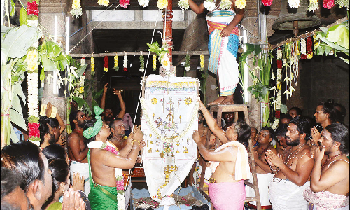 தூத்துக்குடி சங்கர ராமேசுவரர் கோவிலில் ஐப்பசி திருக்கல்யாண திருவிழா கொடியேற்றம்