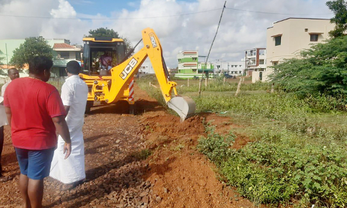 சாலை அமைக்கும் பணிக்கு கிராவல் மண் திருட்டு