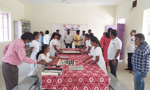 கடத்தூரில்  மருத்துவத்துறை சார்பில் விளையாட்டுப் போட்டிகள்