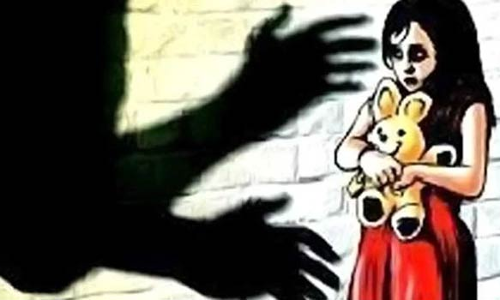 சாக்லேட் கொடுத்து சென்னை சிறுமி பாலியல் பலாத்காரம்- முதியவர் கைது