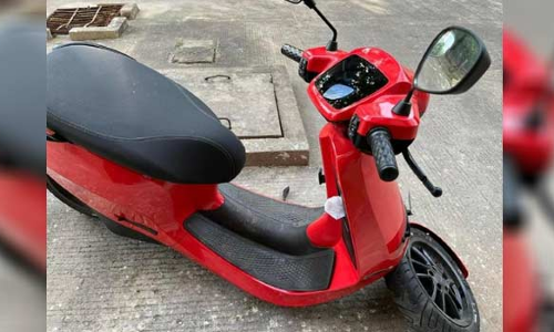 ஆறே நாளில் உடைந்து விழுந்த சஸ்பென்ஷன் - மீண்டும் சர்ச்சையில் சிக்கிய ஒலா S1 ப்ரோ