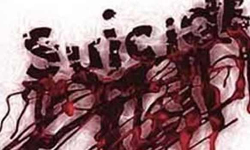 சென்னையை சேர்ந்த மத்திய அரசு ஊழியர் புதுவை தங்கும் விடுதியில் தற்கொலை