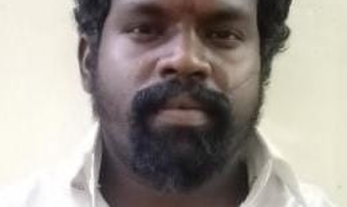 வாலிபர் நீதிமன்றத்தில் சரண்