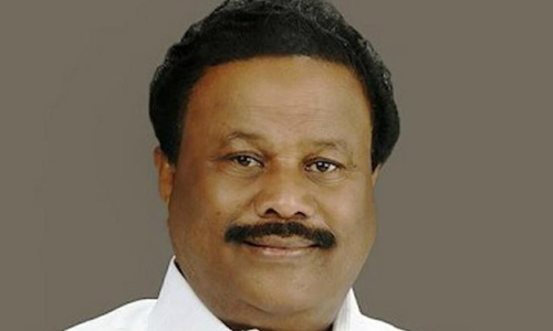 மதுரை வங்கி லாக்கரில் உள்ள தேவரின் தங்க கவசத்தை பெற திண்டுக்கல் சீனிவாசன் முயற்சி