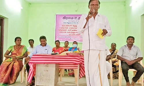 ஆறுமுகநேரியில் பெற்றோர், மாணவர்களுக்கான விழிப்புணர்வு முகாம்