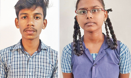 மாவட்ட அளவிலான பேச்சு போட்டி: மணப்பாடு பள்ளி மாணவர்கள் சாதனை