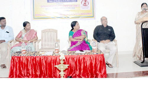 தொழில் முனைவோர் மேம்பாட்டு முகாம்