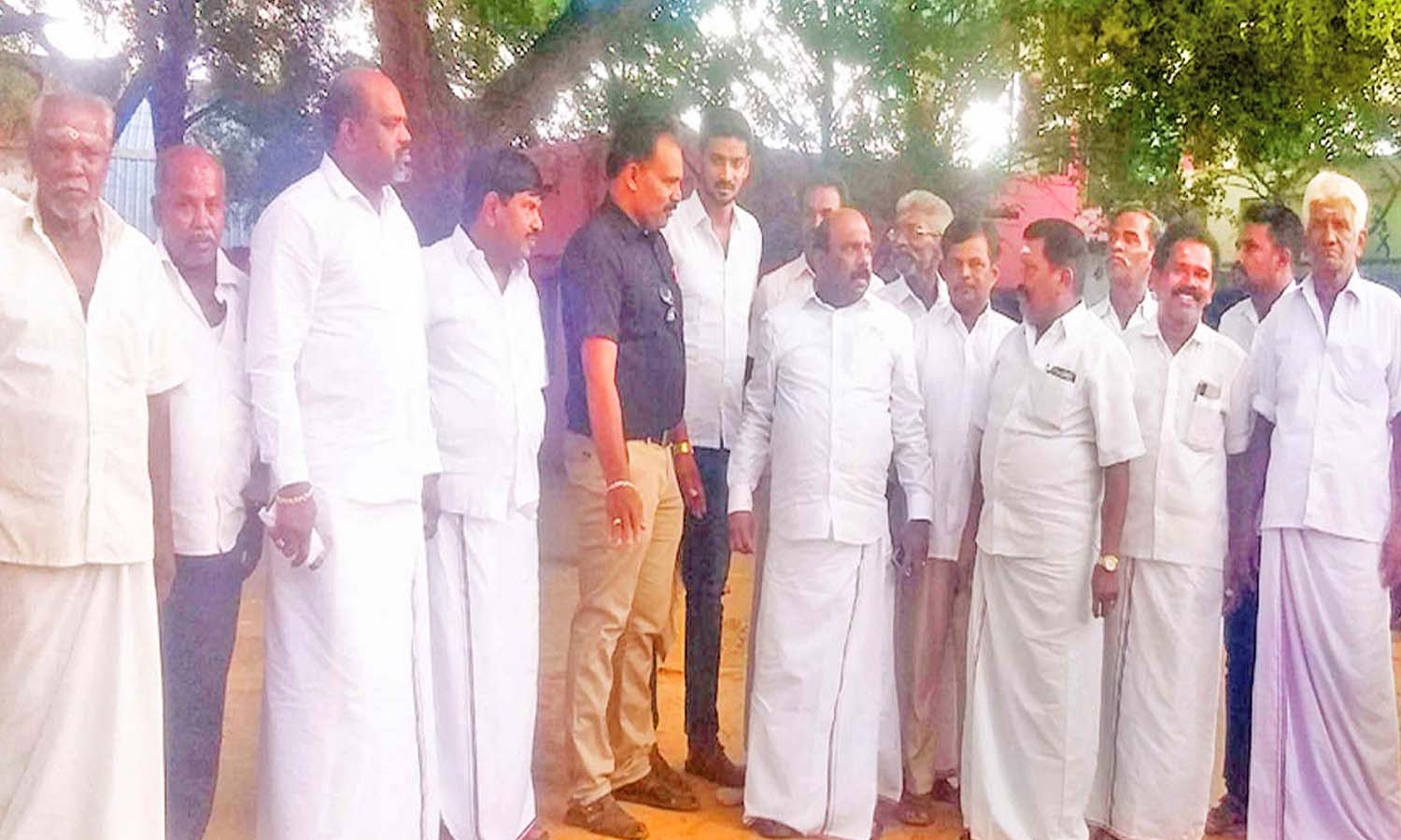 முதலியார்பட்டி அரசு பள்ளியில் மனோஜ் பாண்டியன் எம்.எல்.ஏ. ஆய்வு முதலியார்பட்டி அரசு பள்ளியில் மனோஜ் பாண்டியன் எம்.எல்.ஏ. ஆய்வு