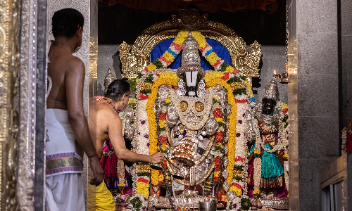 பெருமாள் கோவில்களில் லட்சார்ச்சனை வழிபாடு இன்று நடக்கிறது