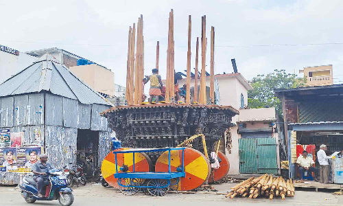 அருணாசலேஸ்வரர் கோவிலில் தீப திருவிழா பணிகள் தீவிரம்