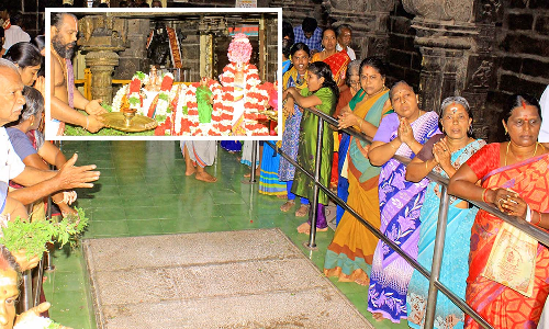 புரட்டாசி கடைசி சனிக்கிழமையை முன்னிட்டு  நெல்லை பெருமாள் கோவில்களில் குவிந்த பக்தர்கள் - நீண்ட வரிசையில் காத்திருந்து சுவாமி தரிசனம்