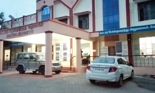 4 மணி நேரம் நீடித்த லஞ்ச ஒழிப்பு போலீசாரின் சோதனை