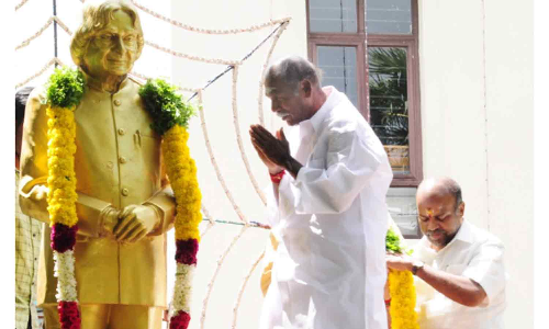 அப்துல்கலாம் சிலைக்கு ரங்கசாமி மாலை