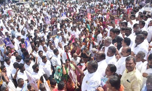 இந்தி திணிப்புக்கு எதிர்ப்பு தெரிவித்து கண்டன ஆர்ப்பாட்டம்