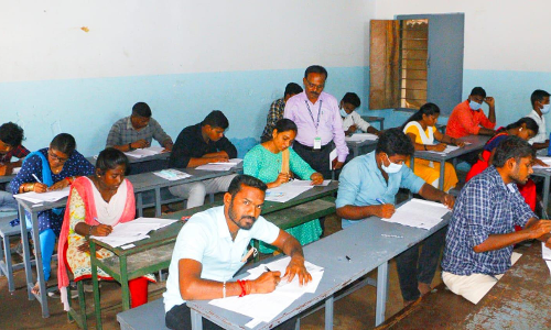 கோர்ட்டு காலி பணியிடங்களுக்கு எழுத்து தேர்வு