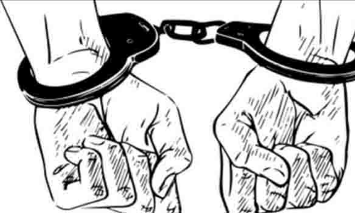 செங்கோட்டை பஸ் நிலையத்தில்  லாட்டரி விற்றவர் கைது