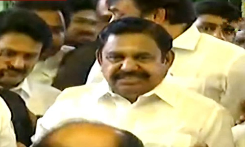 அதிமுக தலைமை அலுவலகத்தில் ஈபிஎஸ் தலைமையில் ஆலோசனை கூட்டம் தொடங்கியது