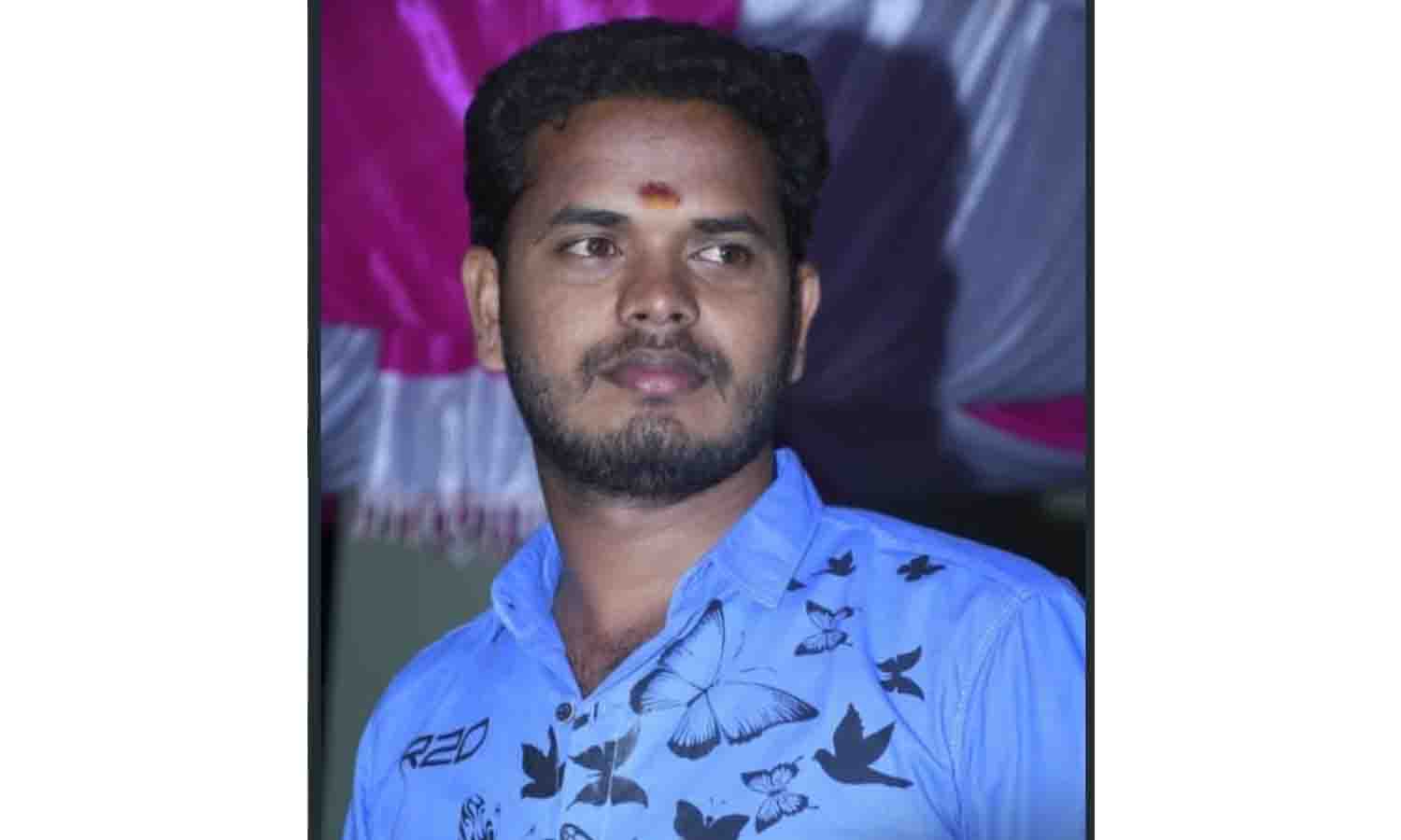 மத்தூர் அருகே ஆற்று சுழலில் சிக்கி கல்லூரி மாணவர் சாவு மத்தூர் அருகே ஆற்று சுழலில் சிக்கி கல்லூரி மாணவர் சாவு