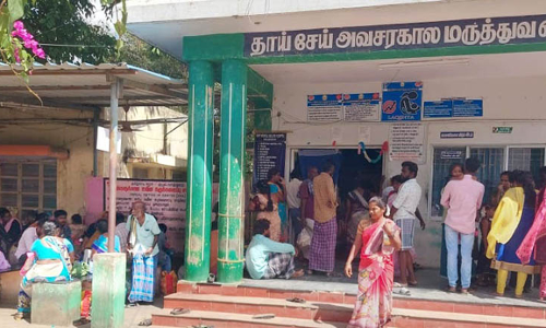 அரசு ஆஸ்பத்திரியில்   இடம் பற்றாக்குறையால்  நோயாளிகள் அவதி: புதிய கட்டிடத்திற்கு மாற்ற வேண்டுகோள்