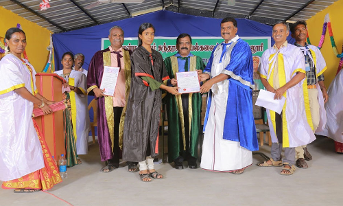 நாகம்பட்டி கல்லூரியில் பட்டமளிப்பு விழா