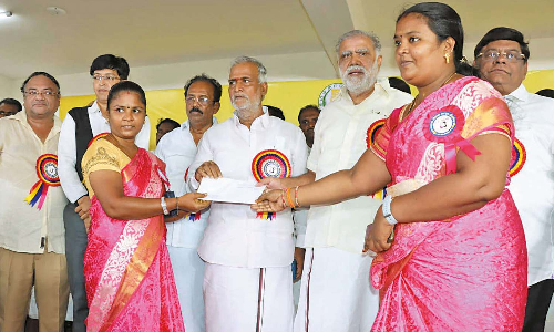 இன்னும் ஒரு வாரத்தில் மகளிர் சுயஉதவி குழு கடன்கள் தள்ளுபடி- அமைச்சர் ஐ.பெரியசாமி தகவல்