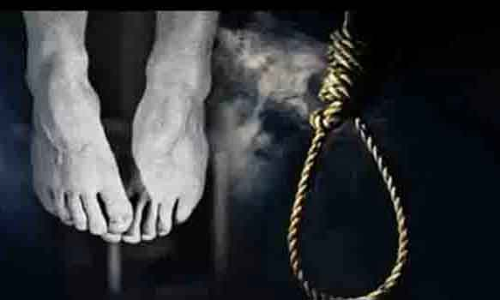 தூக்குப்போட்டு தற்கொலை