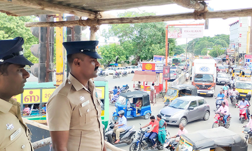 தீபாவளி திருட்டை தடுக்க கடலூர் நகர் பகுதியில் கண்காணிப்பு கோபுரம் அமைப்பு