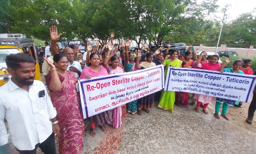 தூத்துக்குடி ஸ்டெர்லைட் ஆலையை திறக்க  கோரி  கிராம மக்கள் மனு