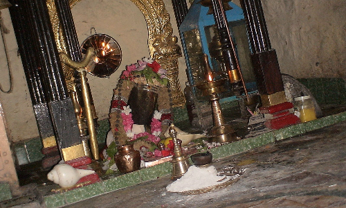 தொடர் மழையால் சதுரகிரிக்கு பக்தர்கள் செல்ல தடை