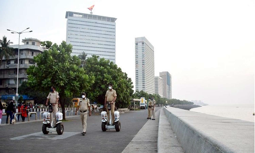 மும்பையில் 3 இடங்களுக்கு வெடிகுண்டு மிரட்டல்