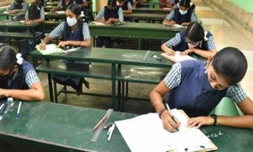 பிளஸ் -2 பொதுத்தேர்வு எழுதும் மாணவர்களின்  பட்டியல் தயாரிக்கும் பணி தொடக்கம்