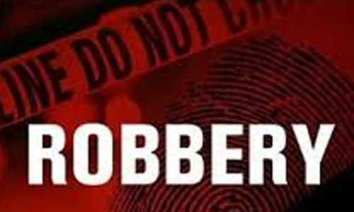 இரும்பு கடை பூட்டை உடைத்து  ரூ.2.20 லட்சம் பணம் கொள்ளை