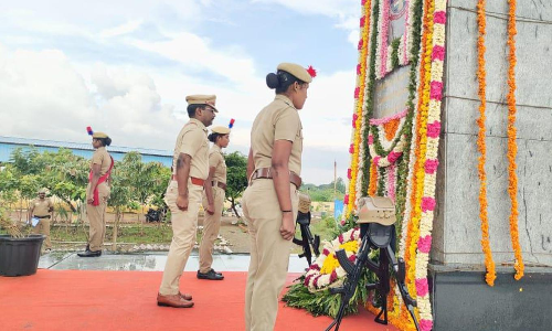 திருவள்ளூர் காவல் கண்காணிப்பாளர் அலுவலகத்தில் காவலர் வீரவணக்க நாள் அனுசரிப்பு