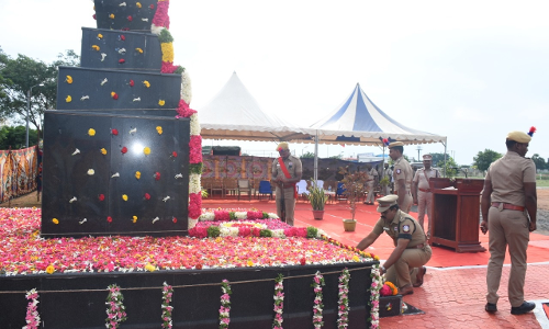 காவலர் வீர வணக்க நாள் அனுசரிப்பு