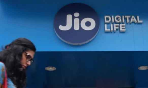 திடீரென அந்த சலுகையை மட்டும் நீக்கிய ரிலையன்ஸ் ஜியோ