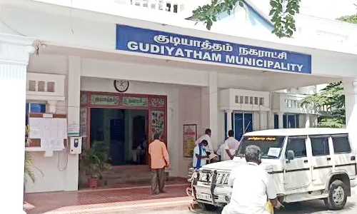 நகராட்சி சார்பில் 200 கடைகள் கட்ட முடிவு