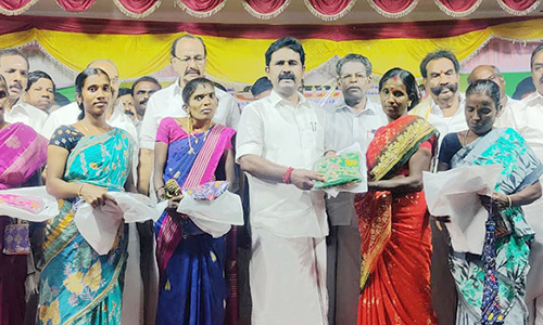 தமிழகத்தில் அ.தி.மு.க மீண்டும் ஆட்சியை கைப்பற்றும்-அமைச்சர் பேச்சு