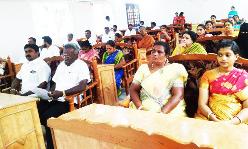 ஆம்பூர் நகராட்சி அவசர கூட்டம்