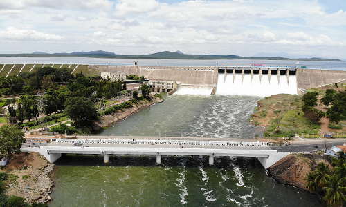 பவானி ஆற்றில் 4,700 கன அடி தண்ணீர் வெளியேற்றம்