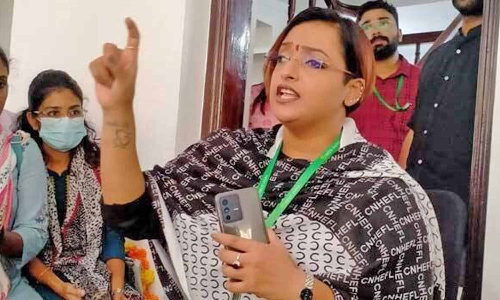 கேரள முன்னாள் மந்திரி, சபாநாயகர் மீது சுவப்னா சுரேஷ் பரபரப்பு குற்றச்சாட்டு