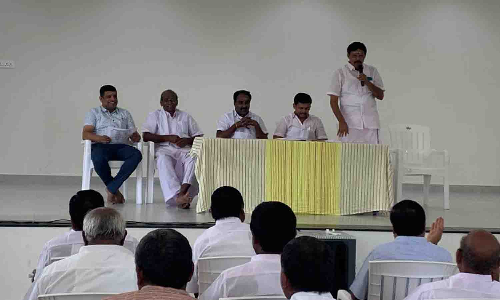 ரேஷன் கடைகளில் தேங்காய் எண்ணை விற்பனை செய்ய வேண்டும் உற்பத்தியாளர்கள் வலியுறுத்தல்