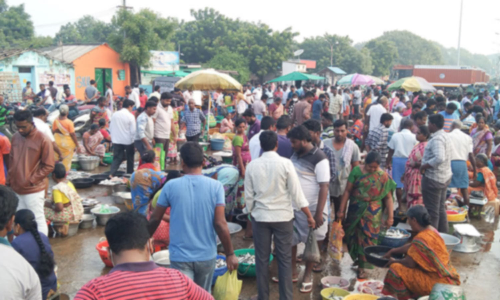 நாளை தீபாவளி பண்டிகை- கடலூர் துறைமுகத்தில் களைகட்டிய மீன்கள் வியாபாரம்