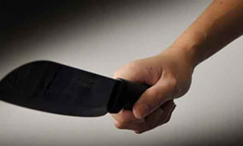 காஞ்சிபுரம் அருகே ஊராட்சி தலைவியின் கணவருக்கு சரமாரி அரிவாள் வெட்டு