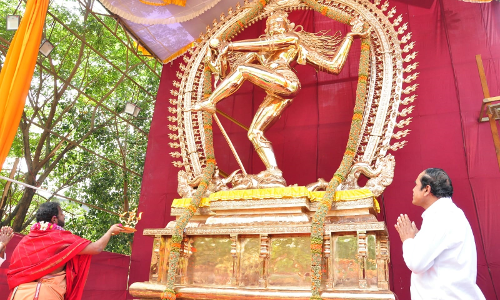 உலகில் உயரமான நடராஜர் சிலை