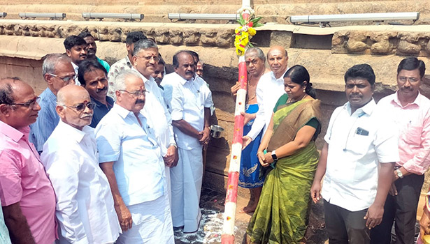 தஞ்சை பெரிய கோவிலில் ராஜராஜசோழன் 1037-வது சதய விழா வரும் 2, 3-ந் தேதிகளில் நடக்கிறது தஞ்சை பெரிய கோவிலில் ராஜராஜசோழன் 1037-வது சதய விழா வரும் 2, 3-ந் தேதிகளில் நடக்கிறது