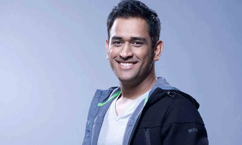 தமிழில் படம் தயாரிக்கும் இந்திய கிரிக்கெட் வீரர் தோனி