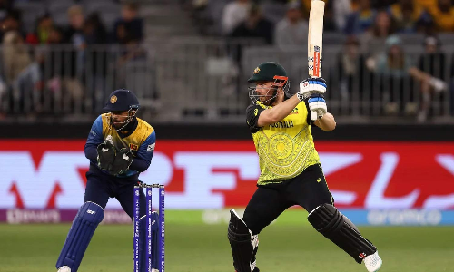 ஸ்டோய்னிஸ் சரவெடி - இலங்கையை 7 விக்கெட் வித்தியாசத்தில் வென்றது ஆஸ்திரேலியா